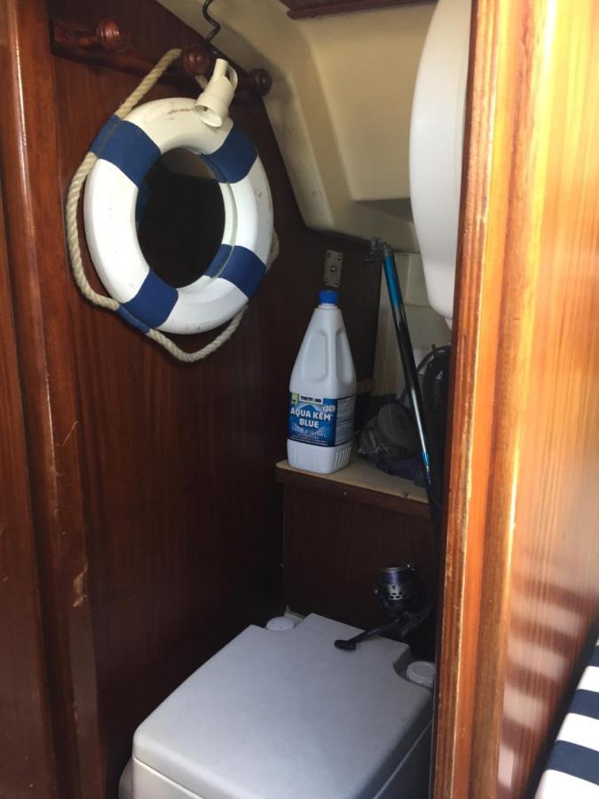 ホテル Petit Voilier A Quai Port Barcares Le Barcarès エクステリア 写真